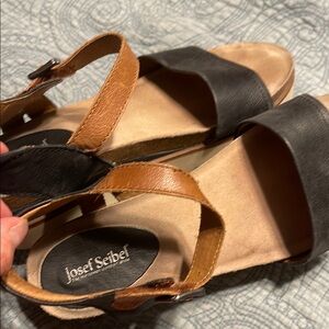 Josef Seibel Women's Black and Tan Sandals